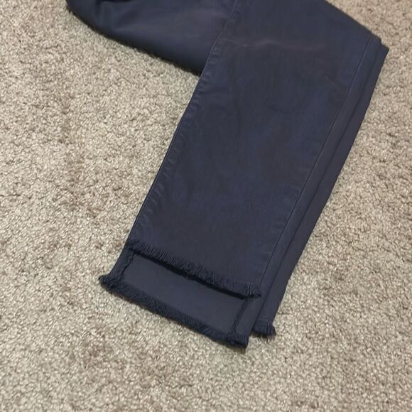 Felicite Women's 31 Step Hem Skinny Jeans Dark Blue Distressed Fringe New - Picture 5 of 13